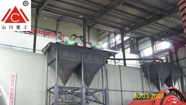 高效斜管濃密箱現(xiàn)場(chǎng)